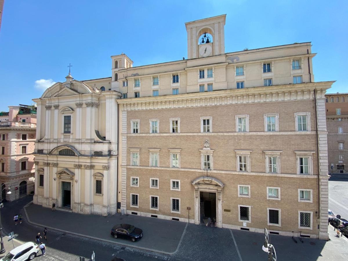 Holidays Suites Navona ローマ エクステリア 写真