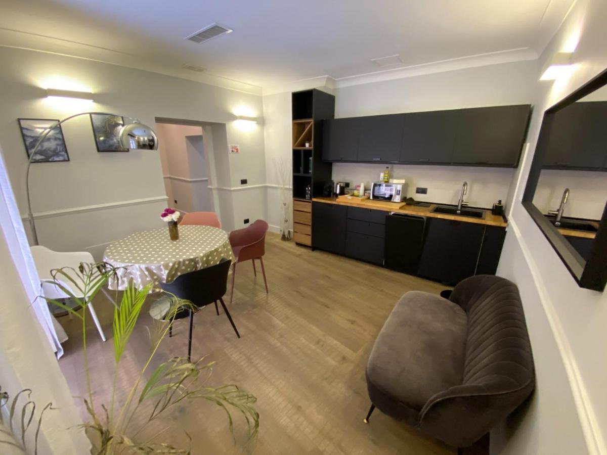 Holidays Suites Navona ローマ エクステリア 写真