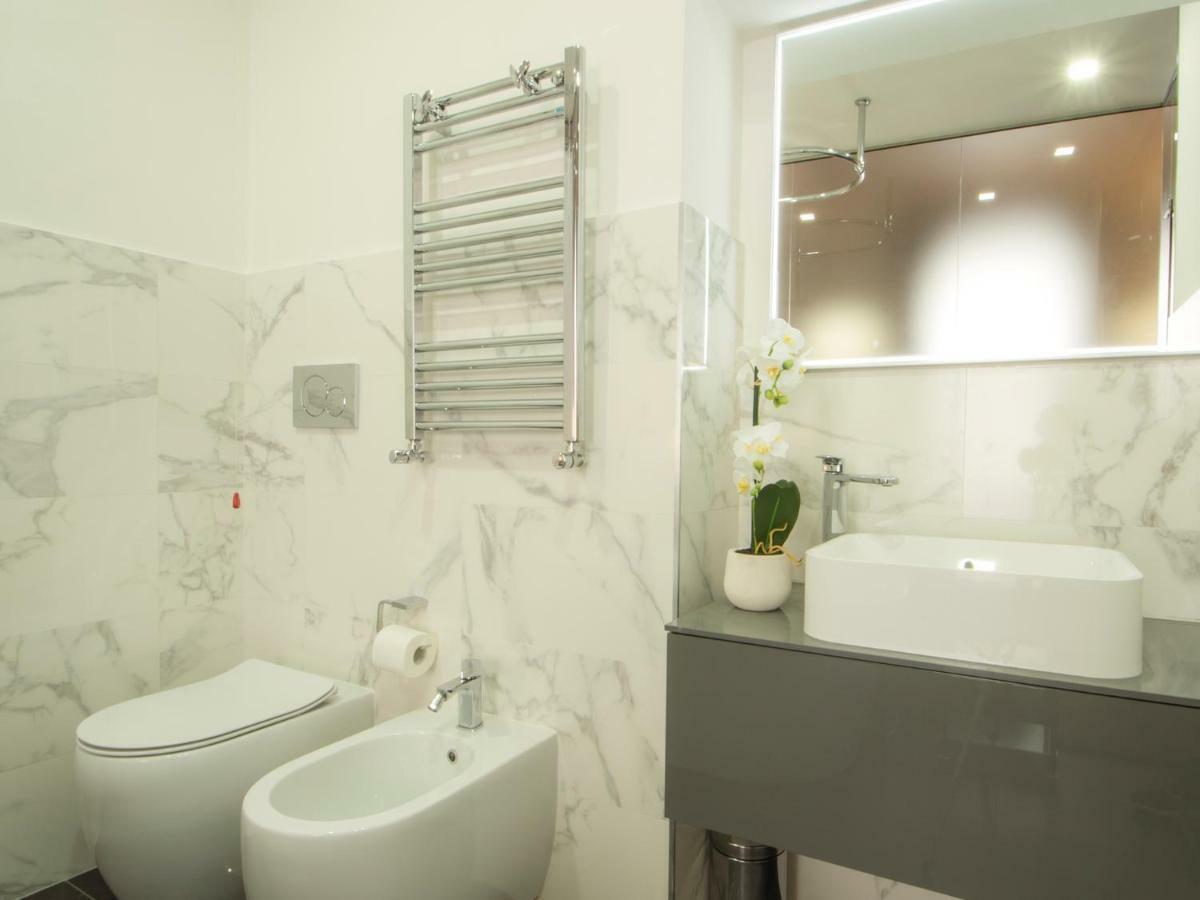 Holidays Suites Navona ローマ エクステリア 写真